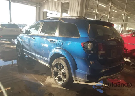 2015 Dodge Journey Crossroad z USA, uszkodzony, nr VIN 3C4PDDGG6FT579035